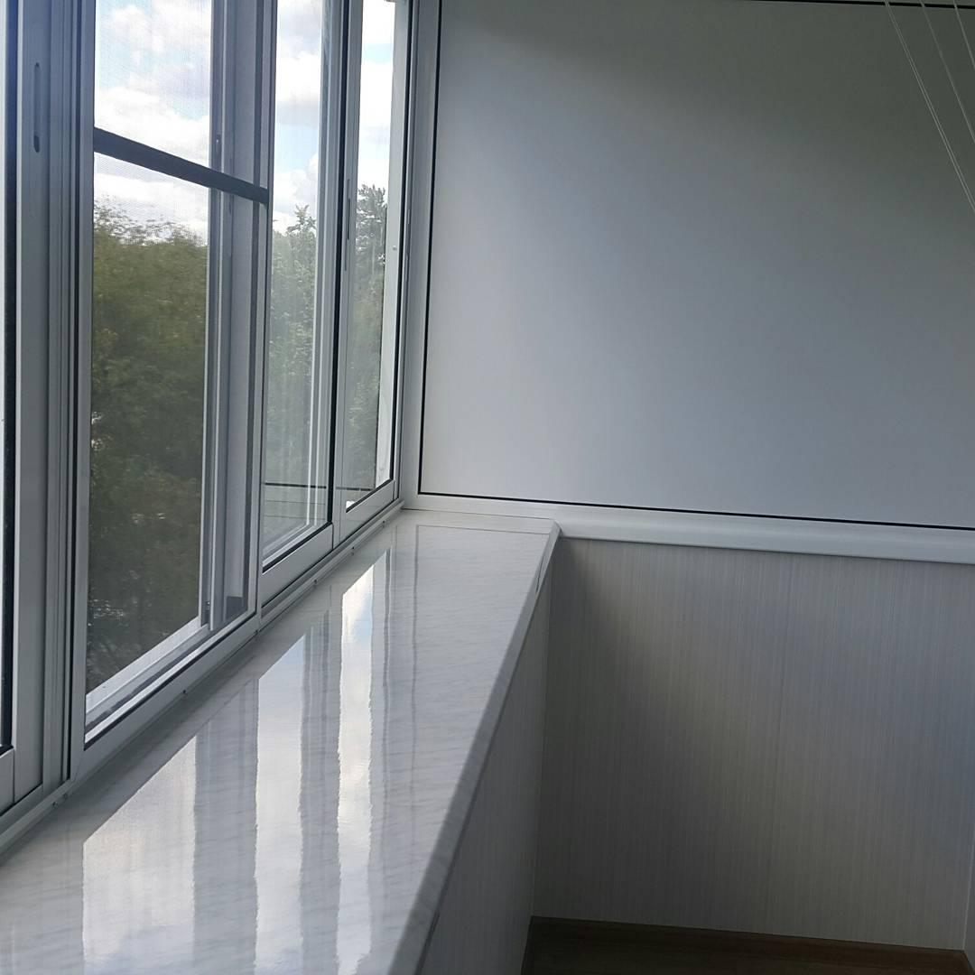 Остекление балконов с выносом в ЖК Маршала Бирюзова, 32